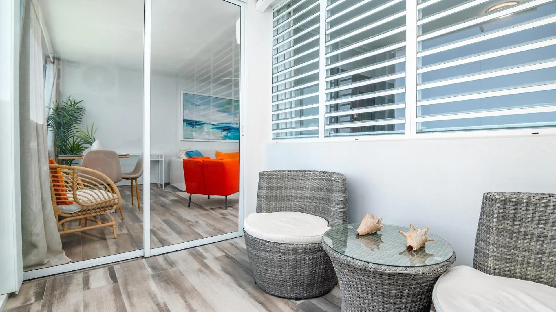 Sea La Vie Beachfront Condo With Dreaming View Luquillo Apartment